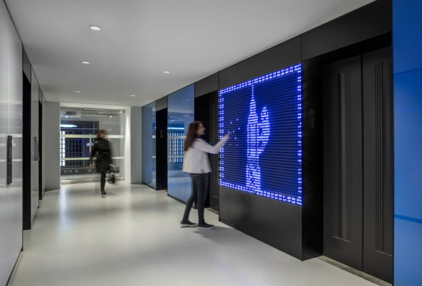 04LNKD_0017_000_LinkedIn_26_NYC_N3_medium-837x567