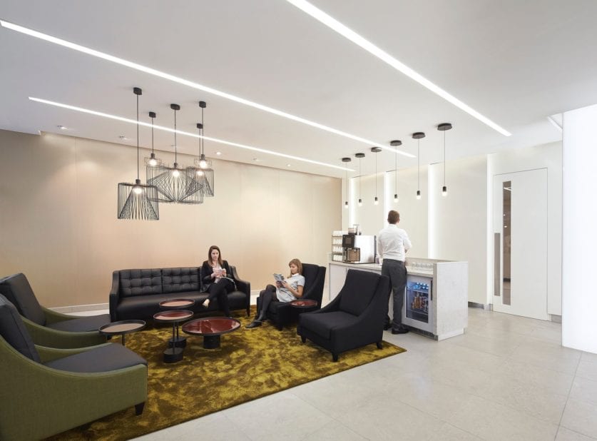 08HPXX_0001_000_Hewlett_Packard_Enterprise_UK_HQ_N19_medium-837x618