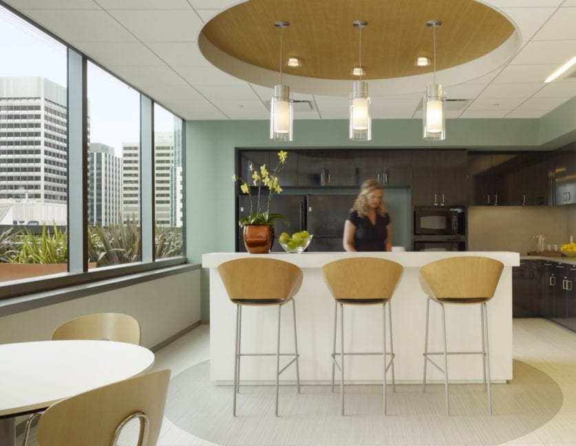 028565_00_N14_medium-837x648