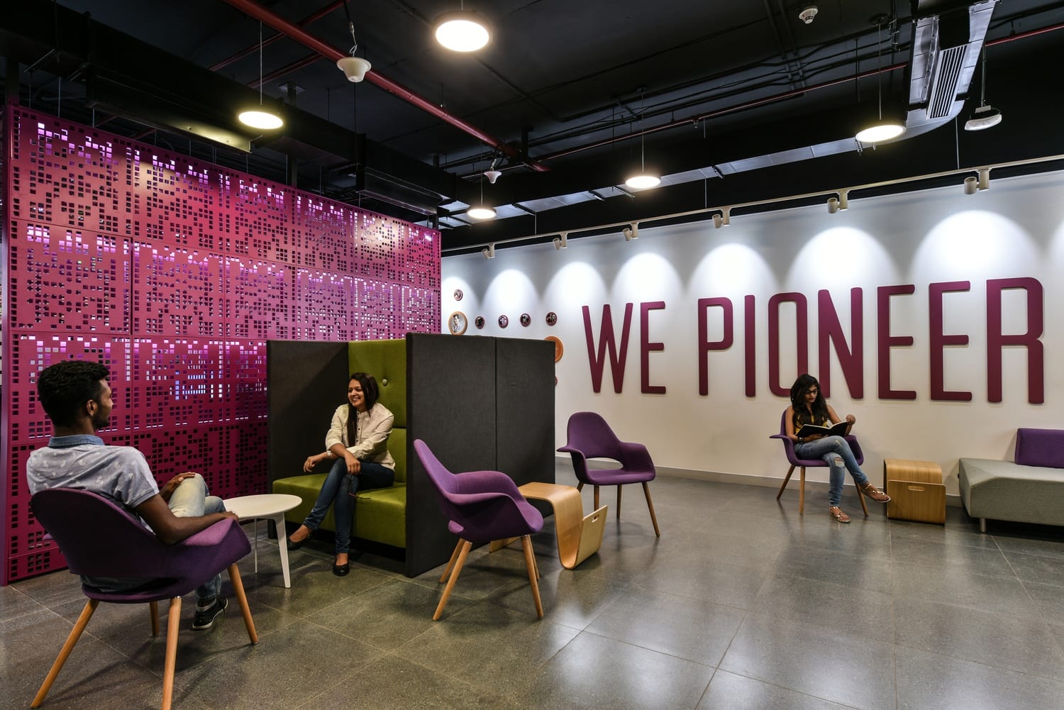 05OLNY_0876_000_05OLNY_0876_000_N45_medium Confidential Client in Bangalore. Photography © Prashant Bhat.