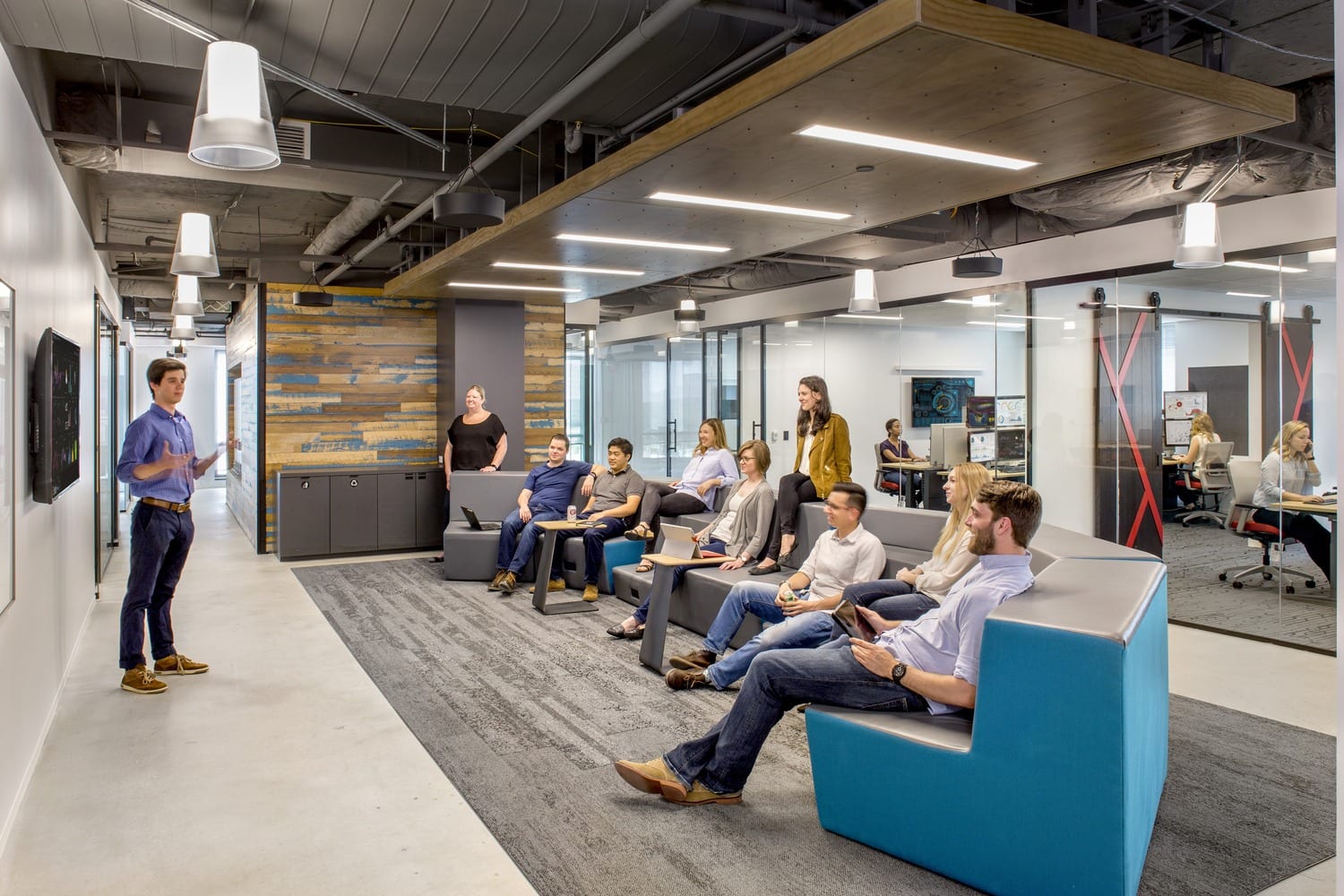 CONF 1 Confidential Client, Arlington, VA Photography © Thomas McConnell.