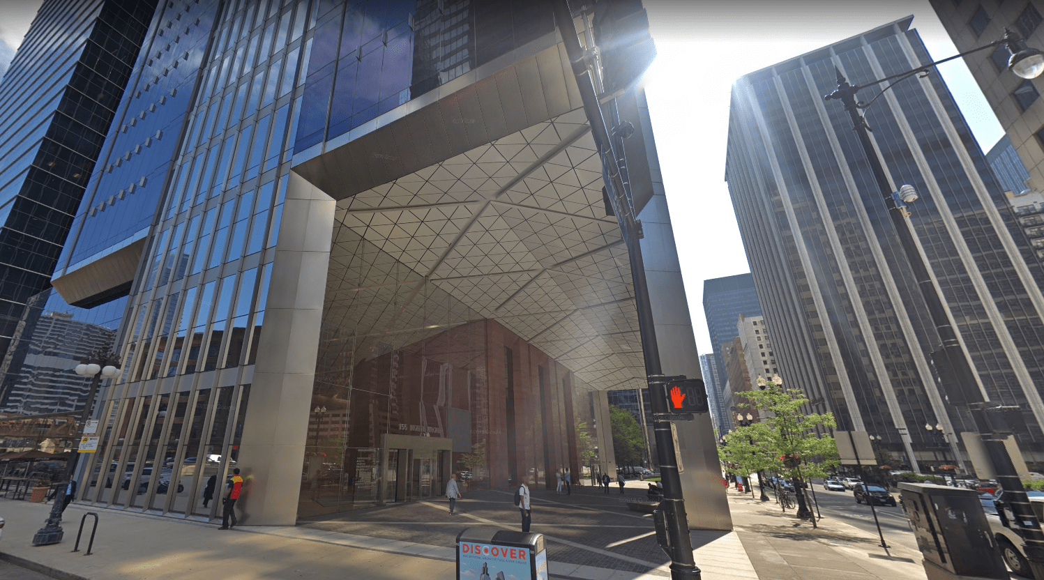 3 Google Maps Exterior The Southwest corner of 155 North Wacker Drive. Image courtesy of Google Maps.