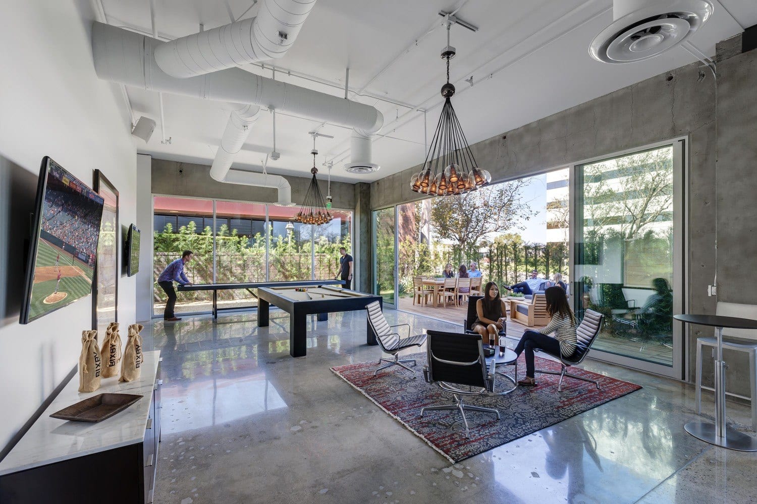 bixby Bixby Land Company, Newport Beach, CA. Photography © RMA Architectural Photographers.