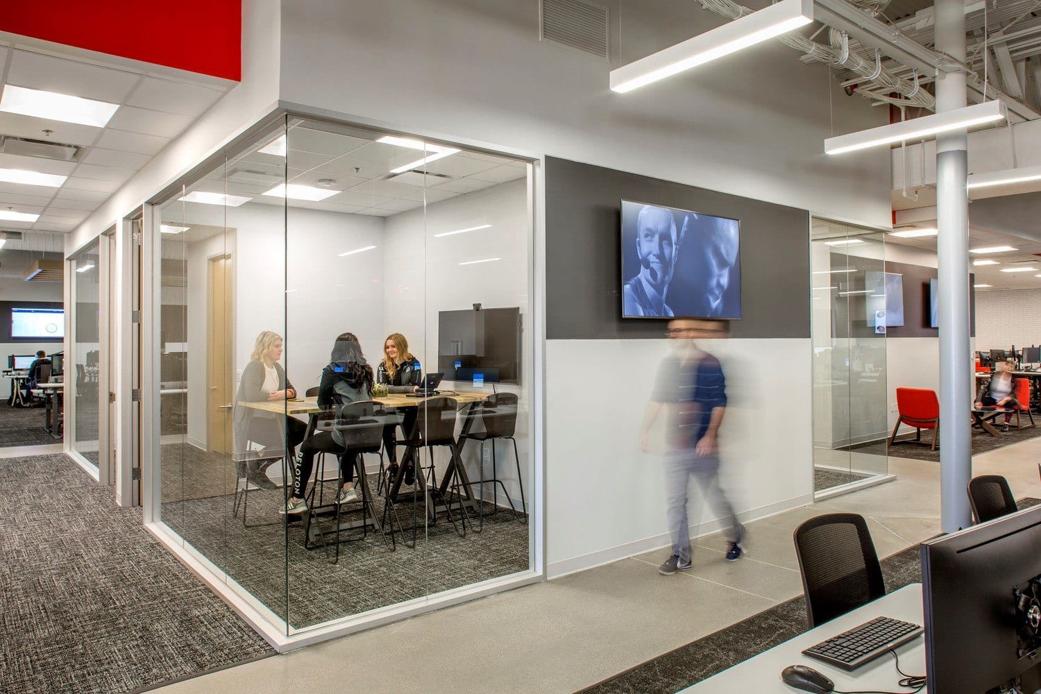 Peloton Group Huddle 3 Meeting space at the Peloton Customer Care center.
