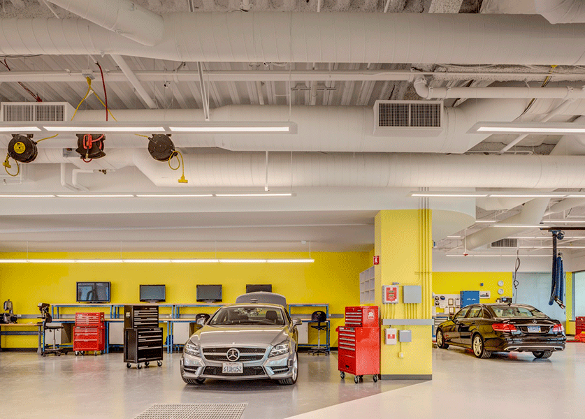 Mercedes Benz in Sunnyvale, California. Photo by Sherman Takata.