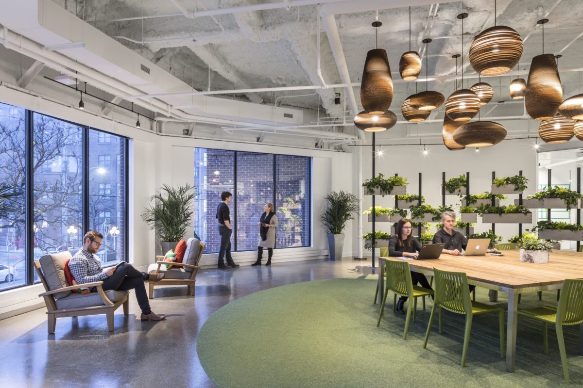 35SBCR_0001_000_Scotia_Toronto_Digital_Factory_N27_large-1200x800