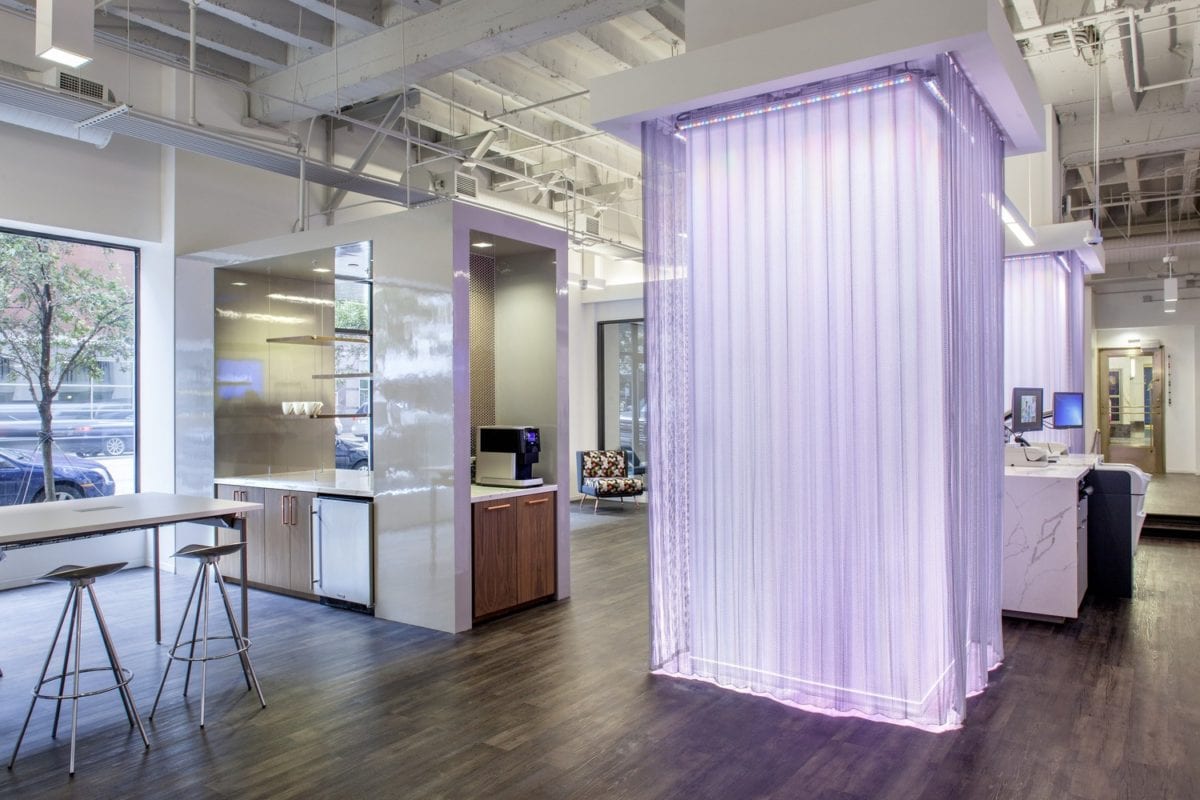 Amegy Bank in Houston. Photo by Thomas McConnell.