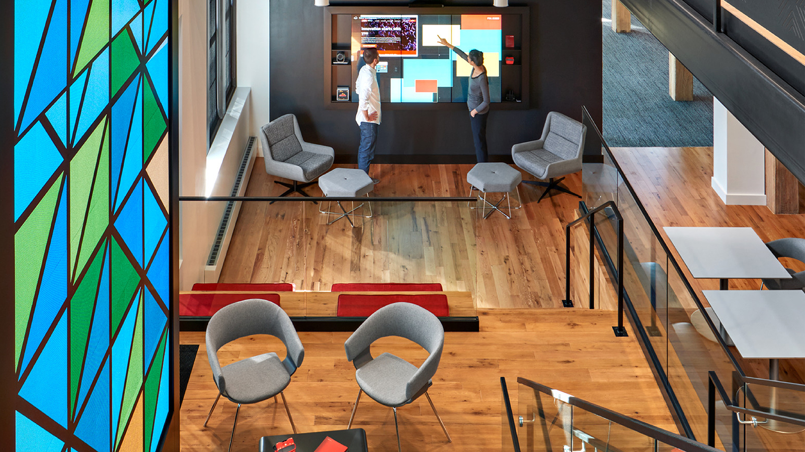 Red Hat Boston. © Robert Benson Photography