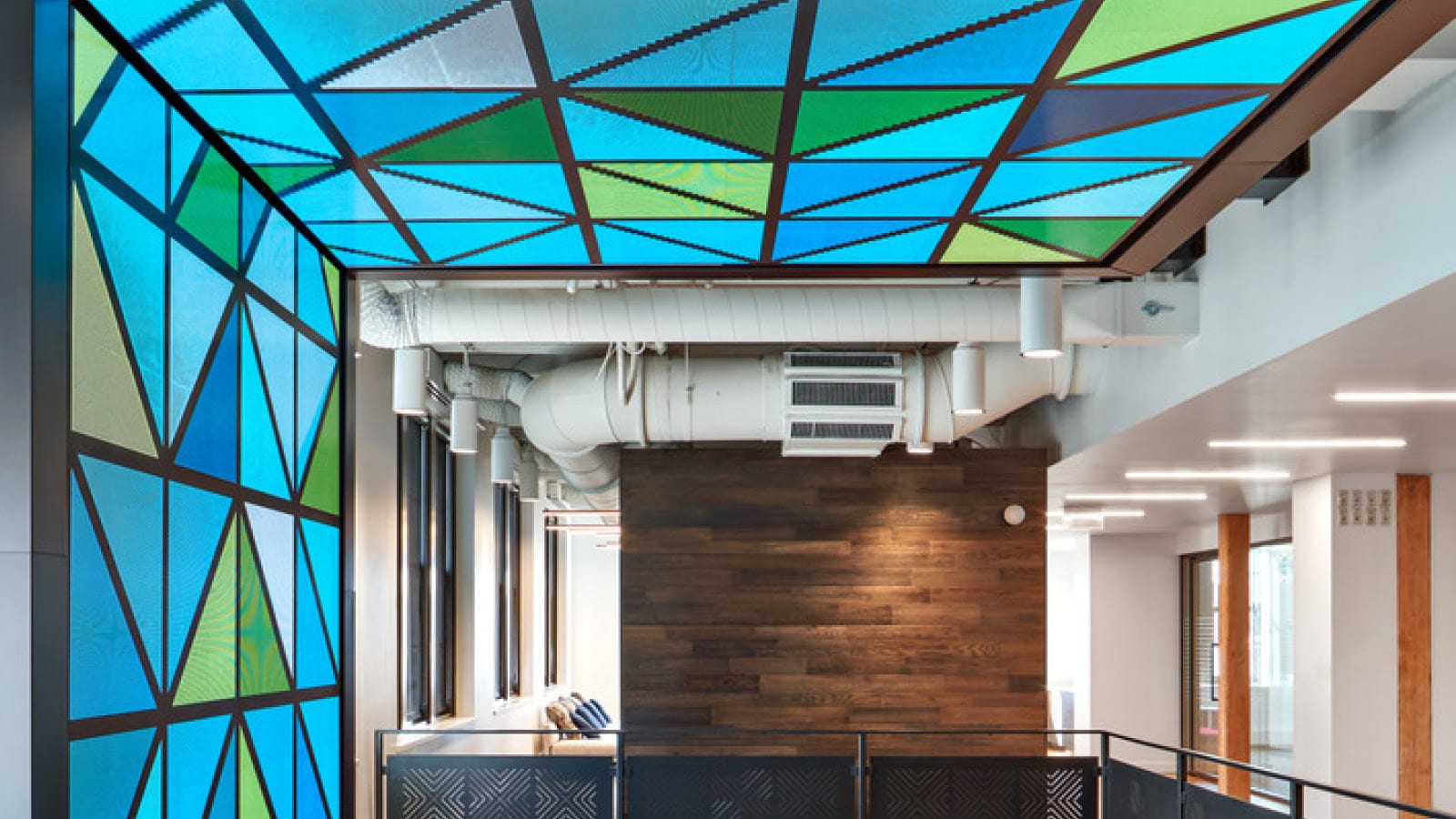 Glass11202018_RedHat_1