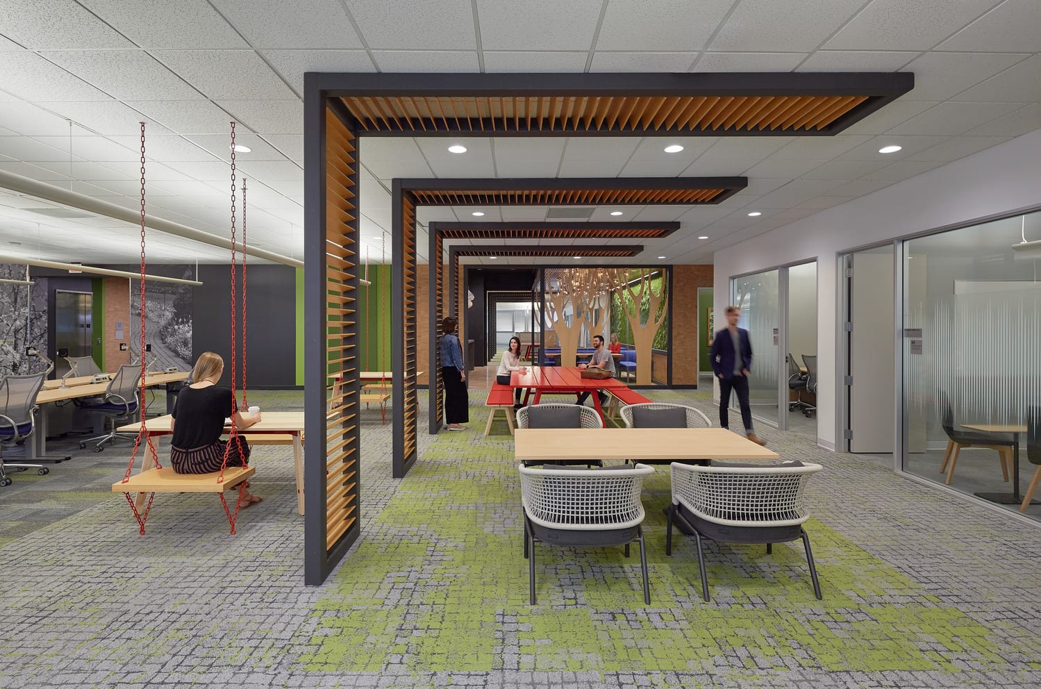 Trellises in the workplace, Raleigh