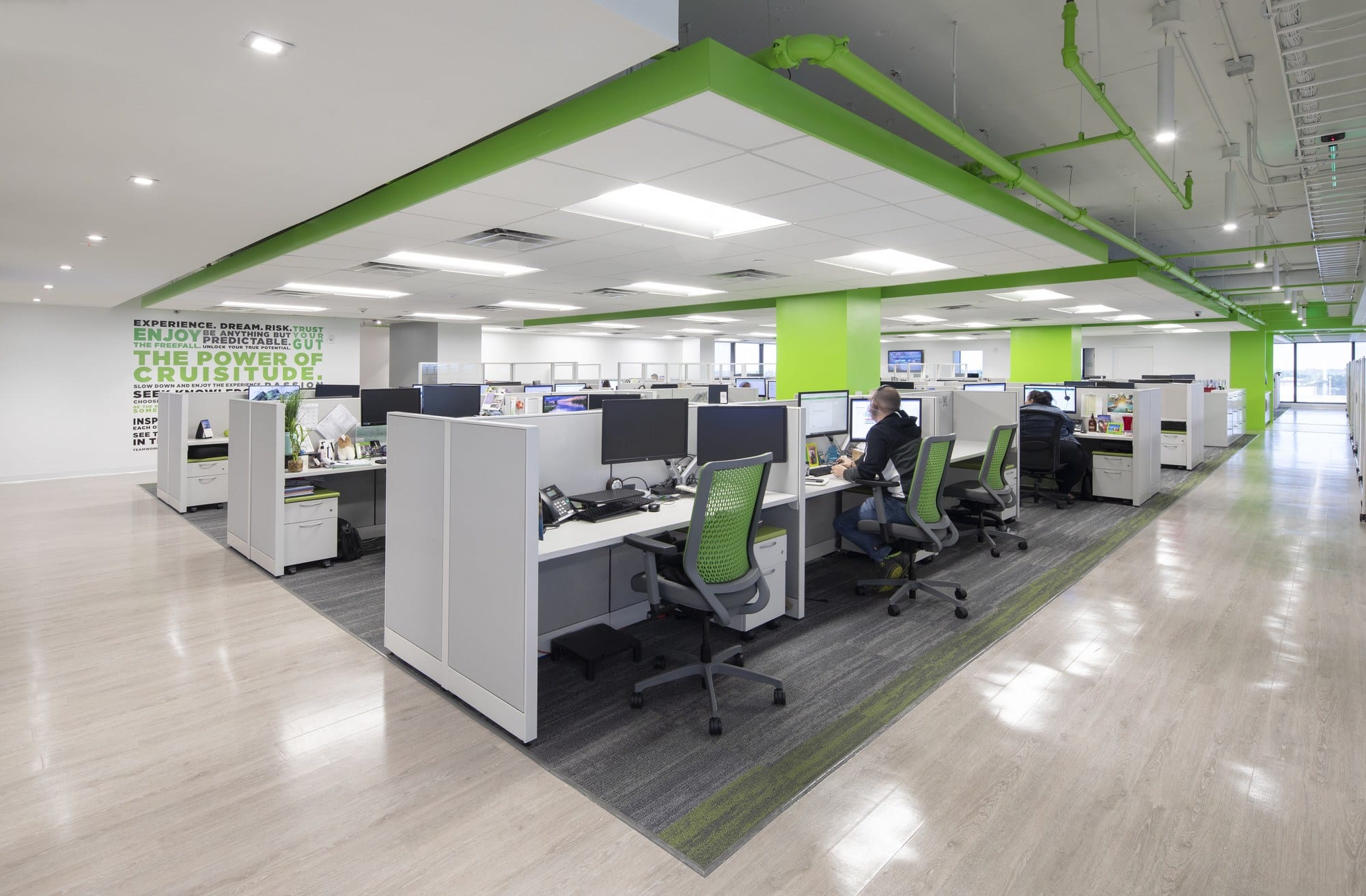 37CRSE_0002_000_N2_iawebsite The brand’s bright green color energizes and inspires Cruise Planners, Coral Springs, FL