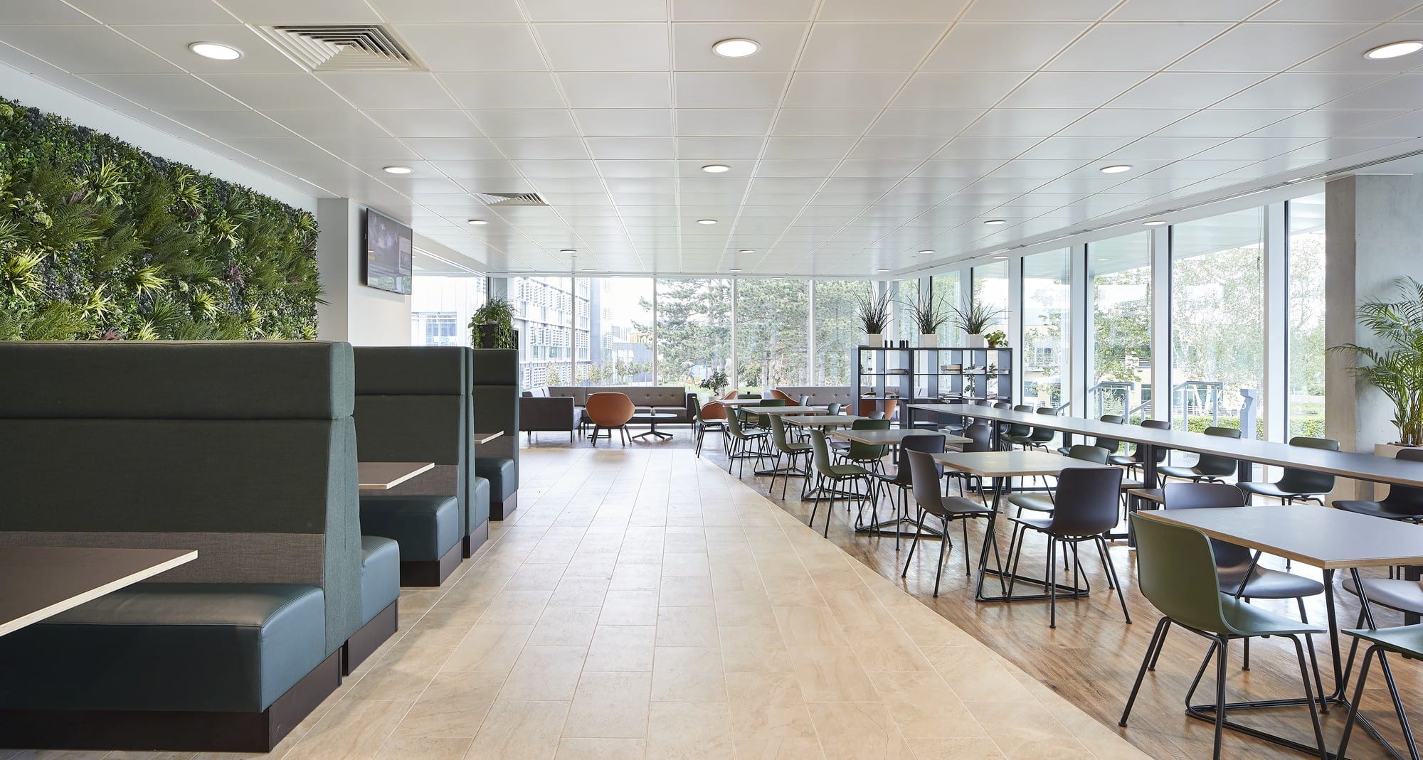 08FRDE_0001_000_Frontier_Developments_Cambridge_N3_iawebsite