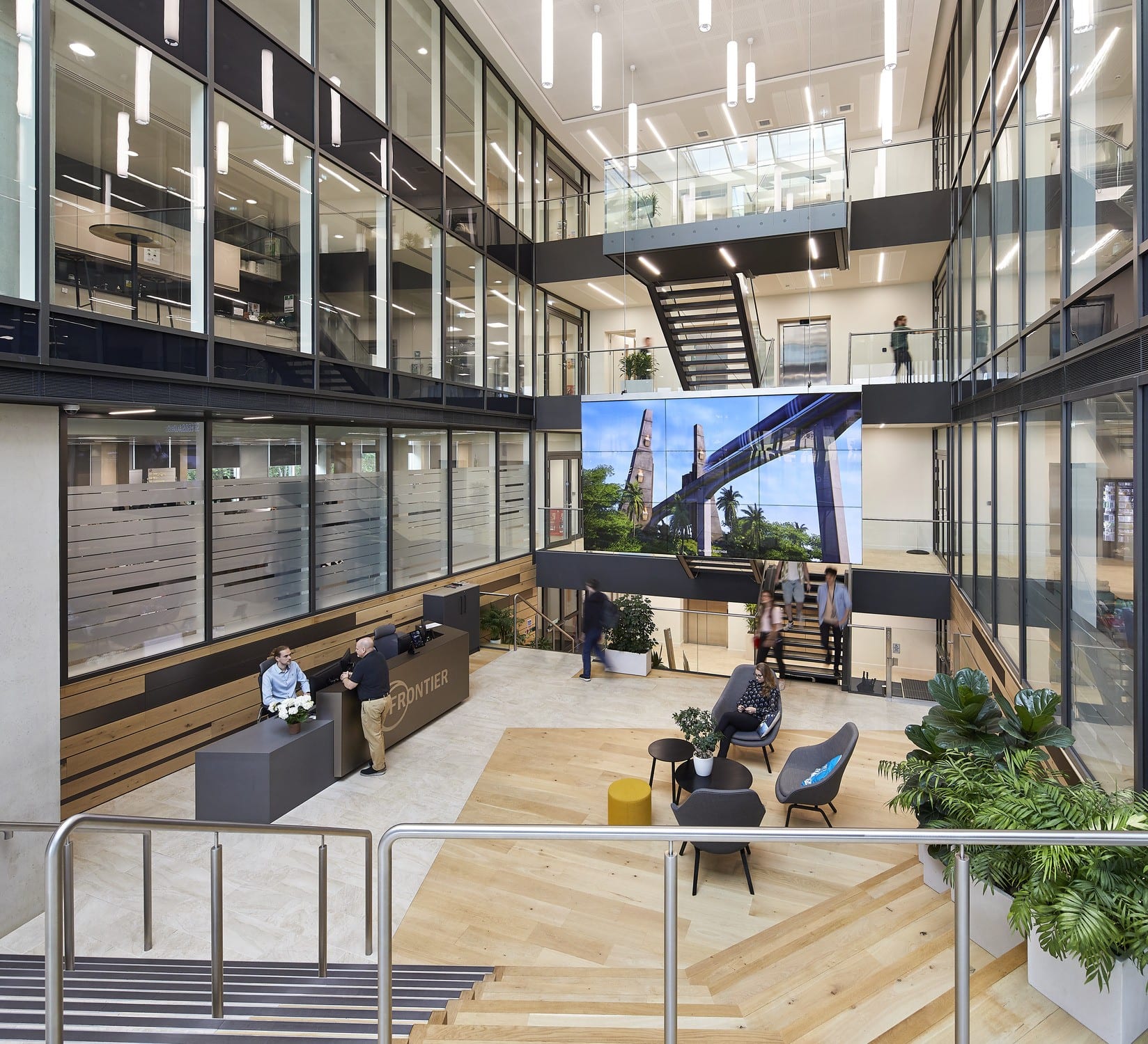 08FRDE_0001_000_iawebsite2