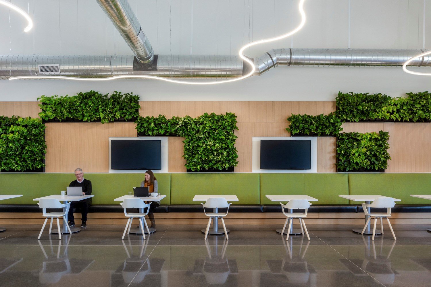 Concentric Eating and Work Area