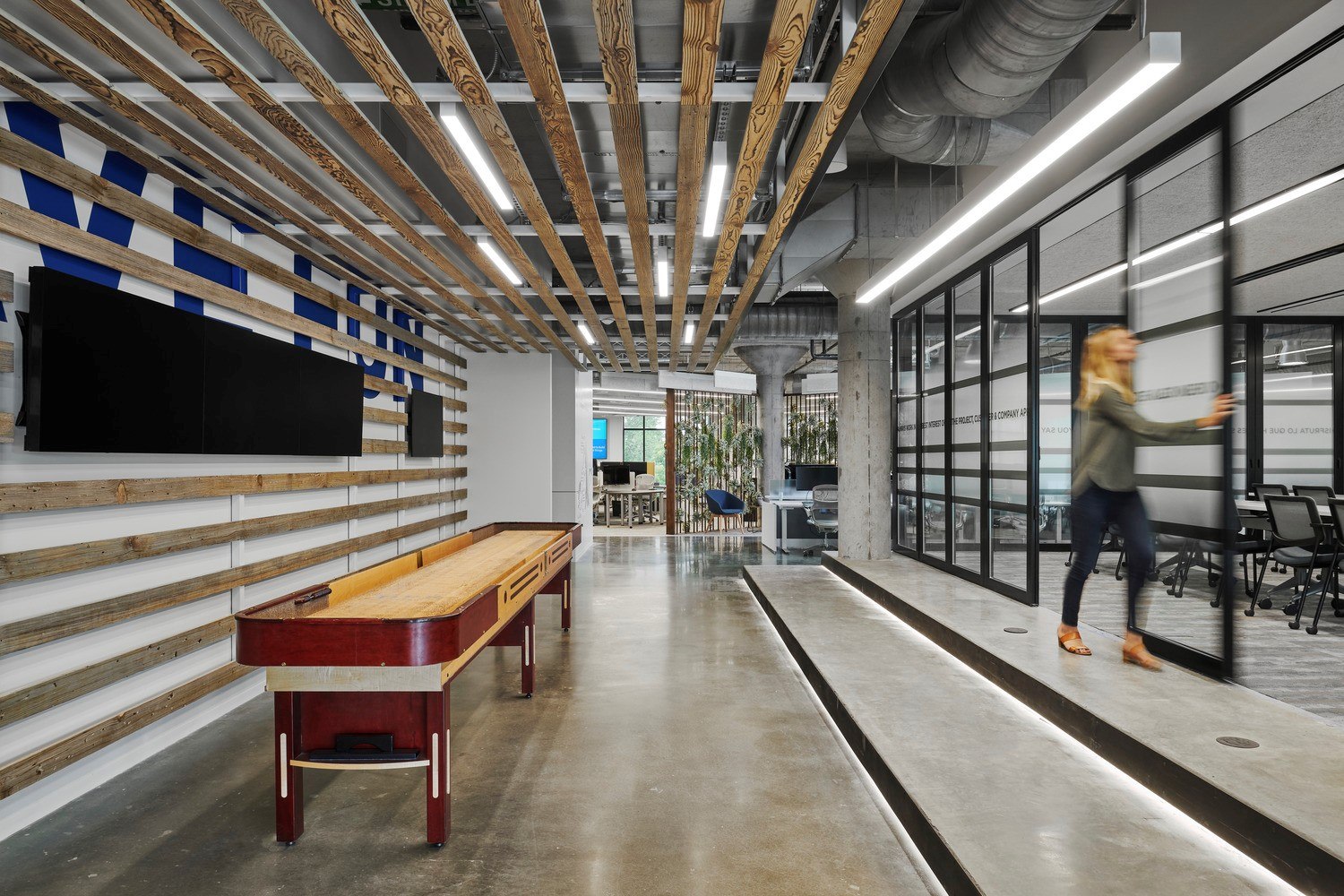 Cafe and Casual Meeting Space DPR