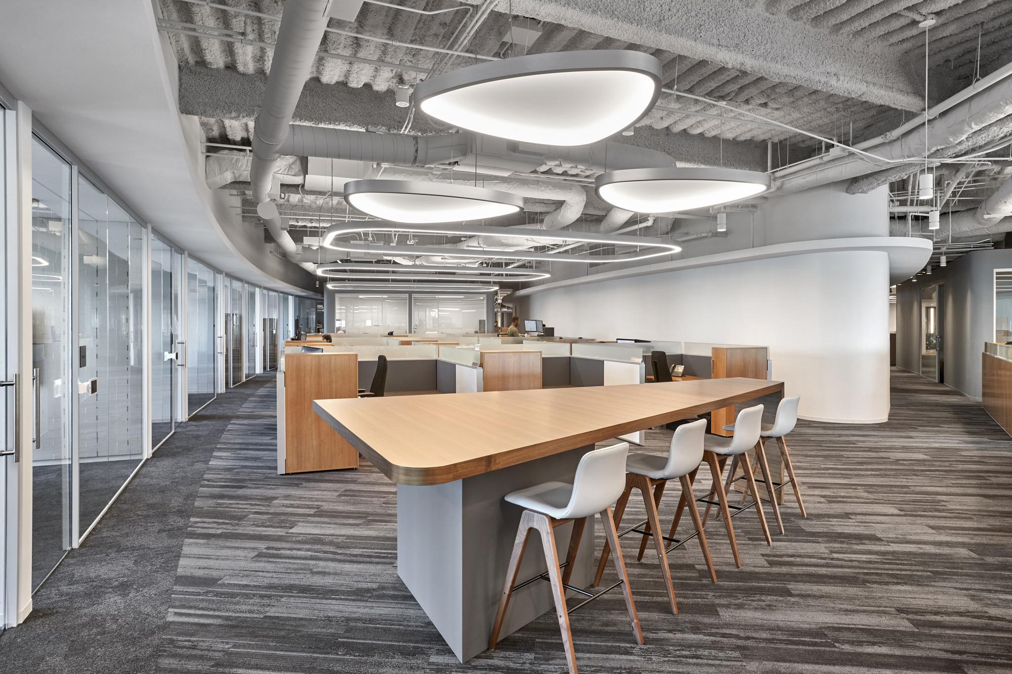 IA Interior Architects Confidential Client huddle area IA Interior Architects Confidential Client huddle area