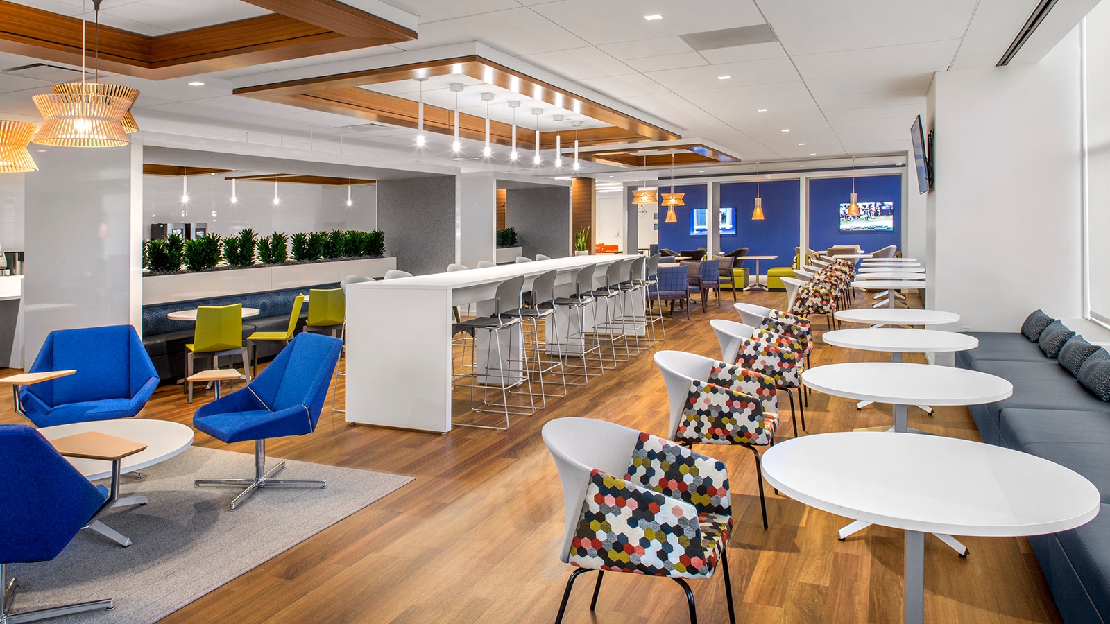 Cafe space in EDF Trading in Houston Texas