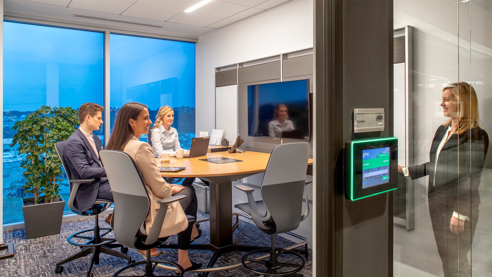 Womble Bond Dickinson Durham Small Group Meeting Space