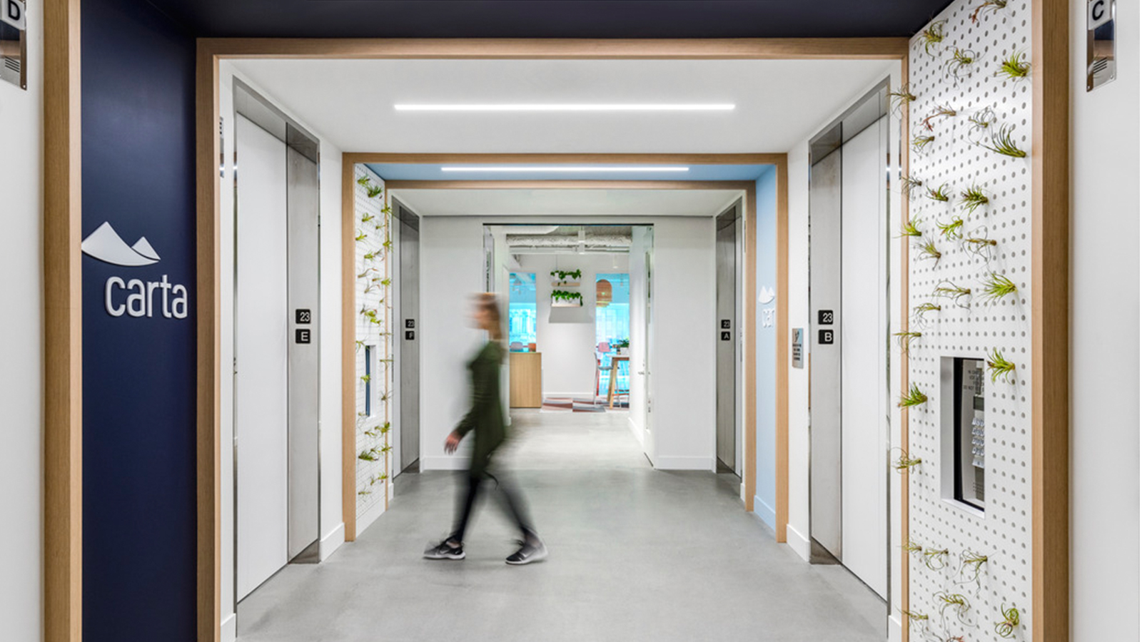 Carta Elevator Lobby