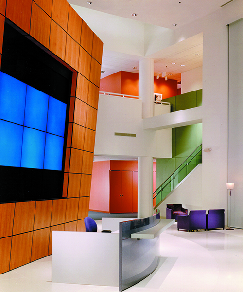 Bank of America, Las Vegas, 1996. Photo © IA Interior Architects.