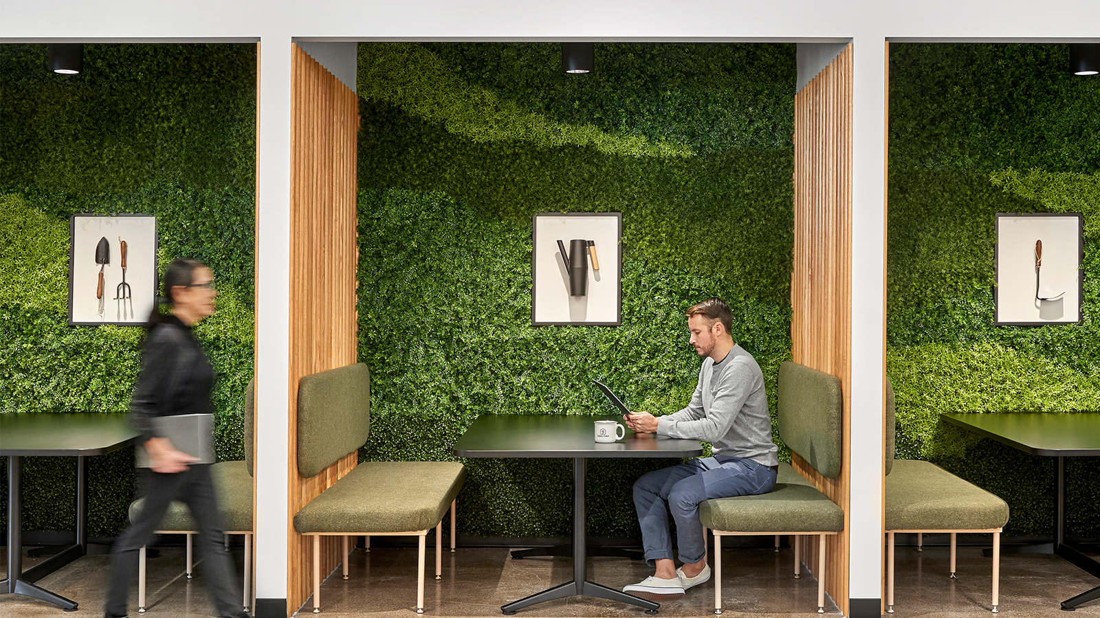 A casual meeting booth at Home Chef's Chicago office