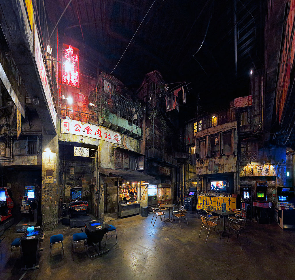 Cyber_Kowloon_Walled_City_-_01._2nd_floor_-_Warehouse_Kawasaki,_2014-06-02_(by_Ken_OHYAMA)