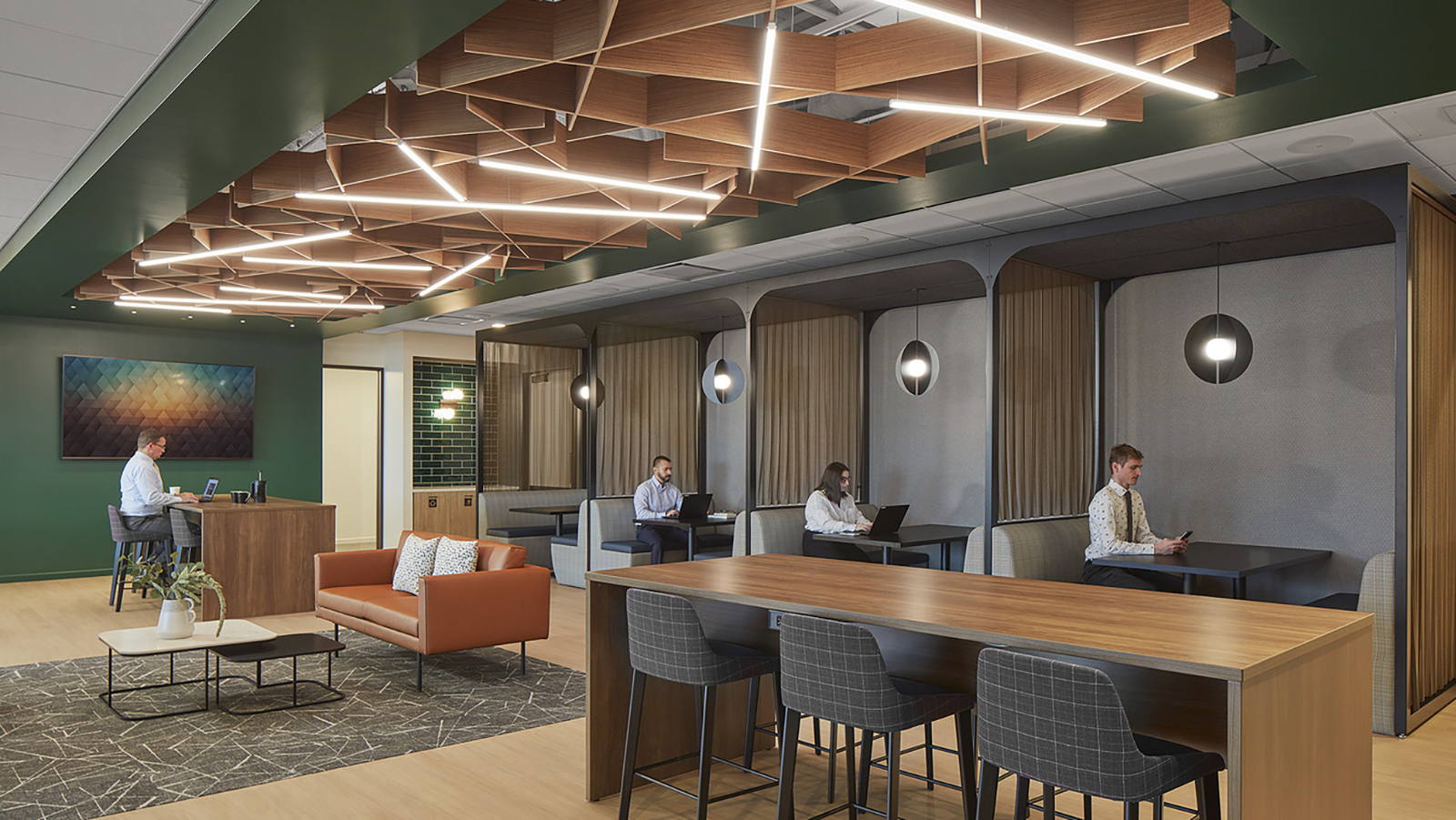 Coworking and lounge areas at Faegre Drinker's Chicago offices.