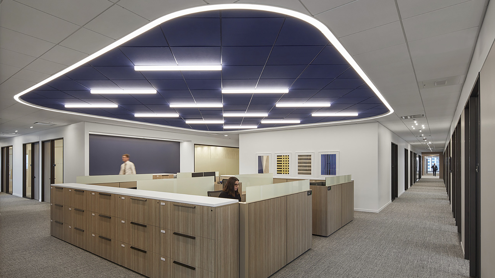 legal support staff area at Faegre Drinker's Chicago location