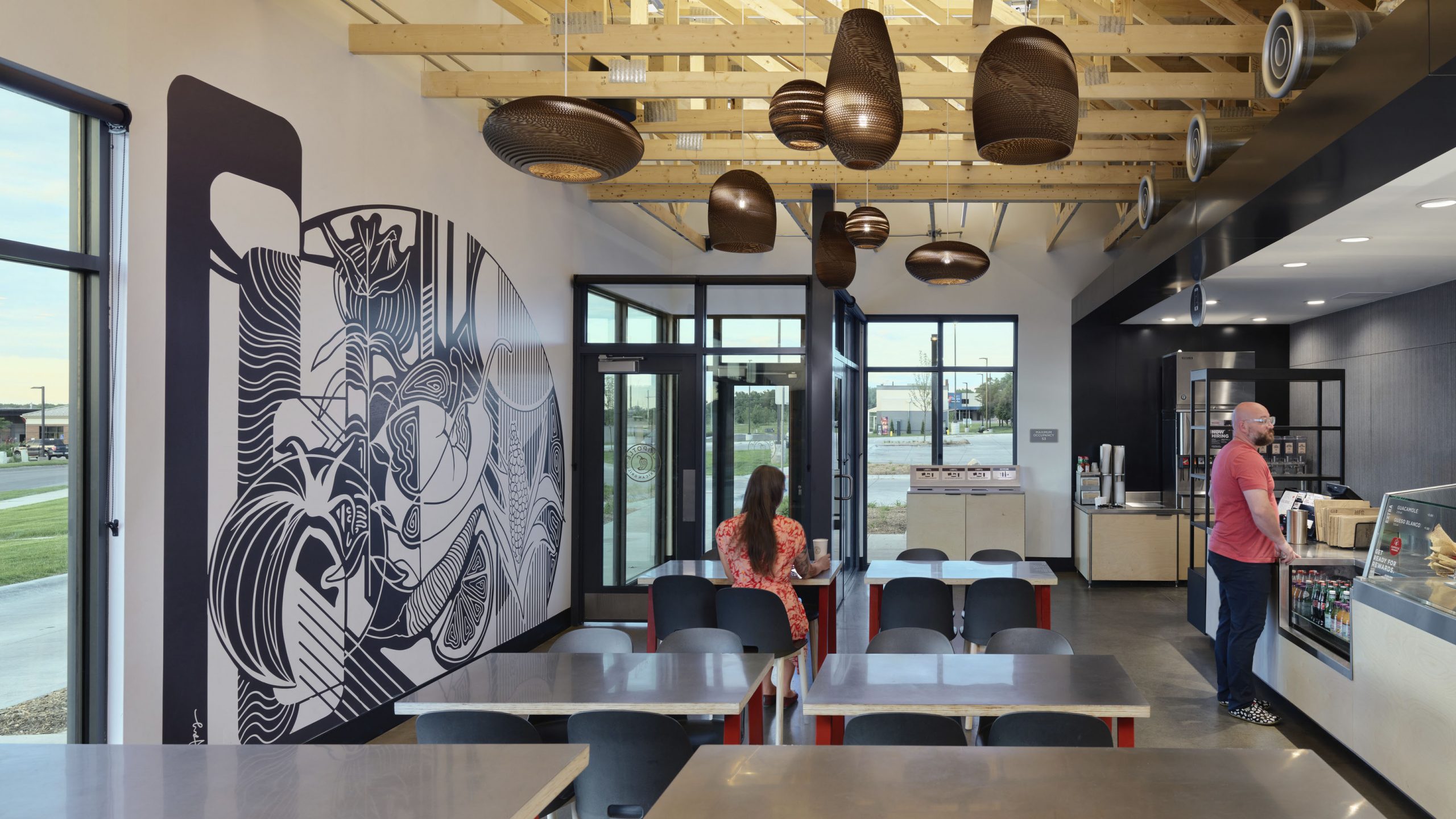 Organic elements in thir Retail Concept