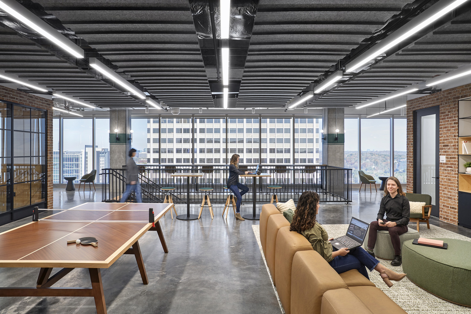 20PZZA_0001_000_Papa_Johns_Atlanta_N24_medium