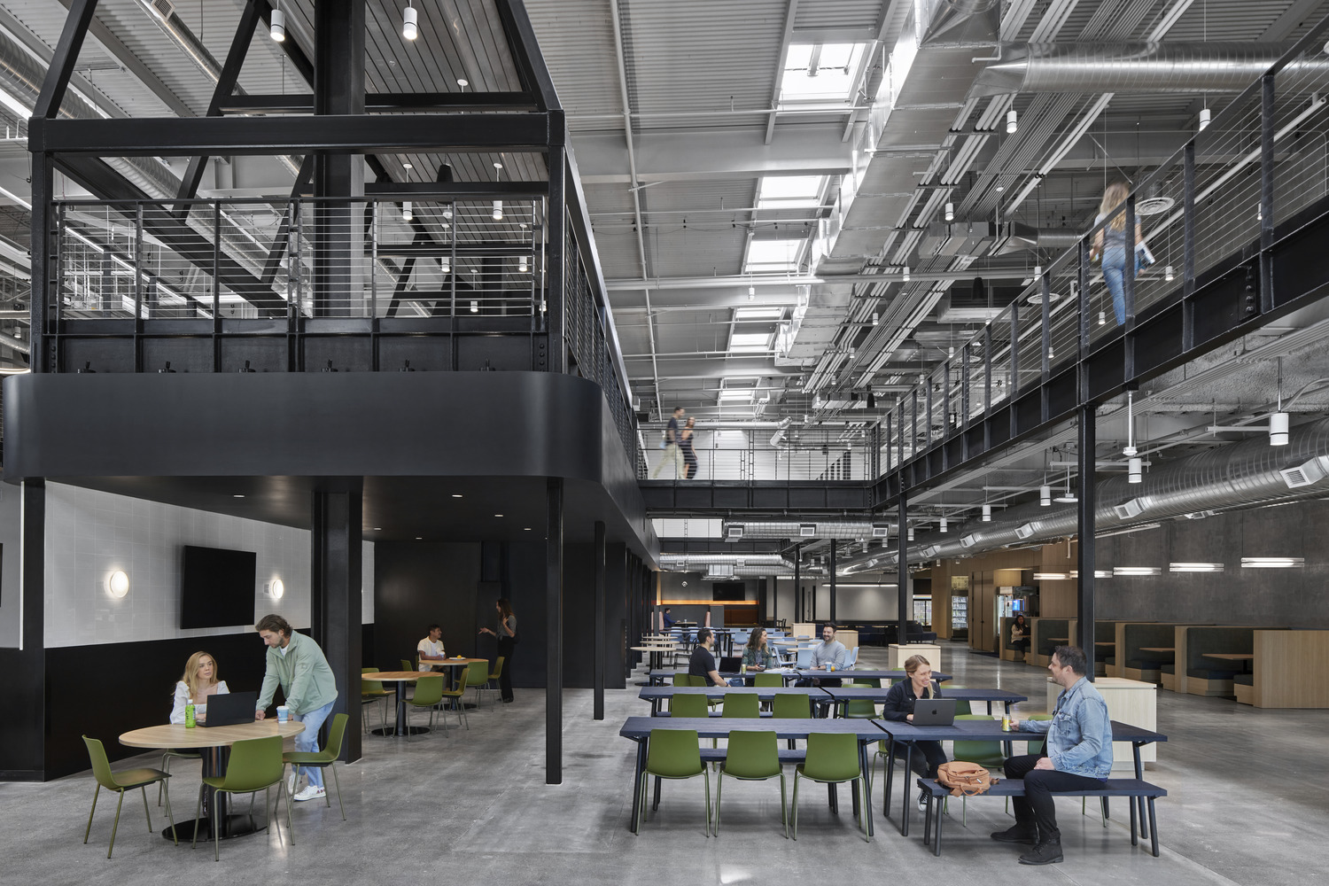 01ADRL_0002_000_Anduril_HQ_Costa_Mesa_CA_N67_medium