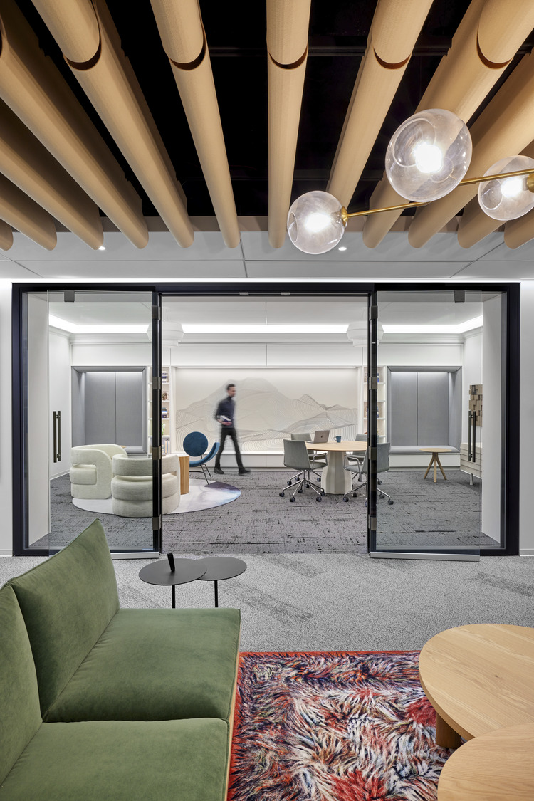 21WAFD_0004_001_Seattle_Headquarters_N14_medium