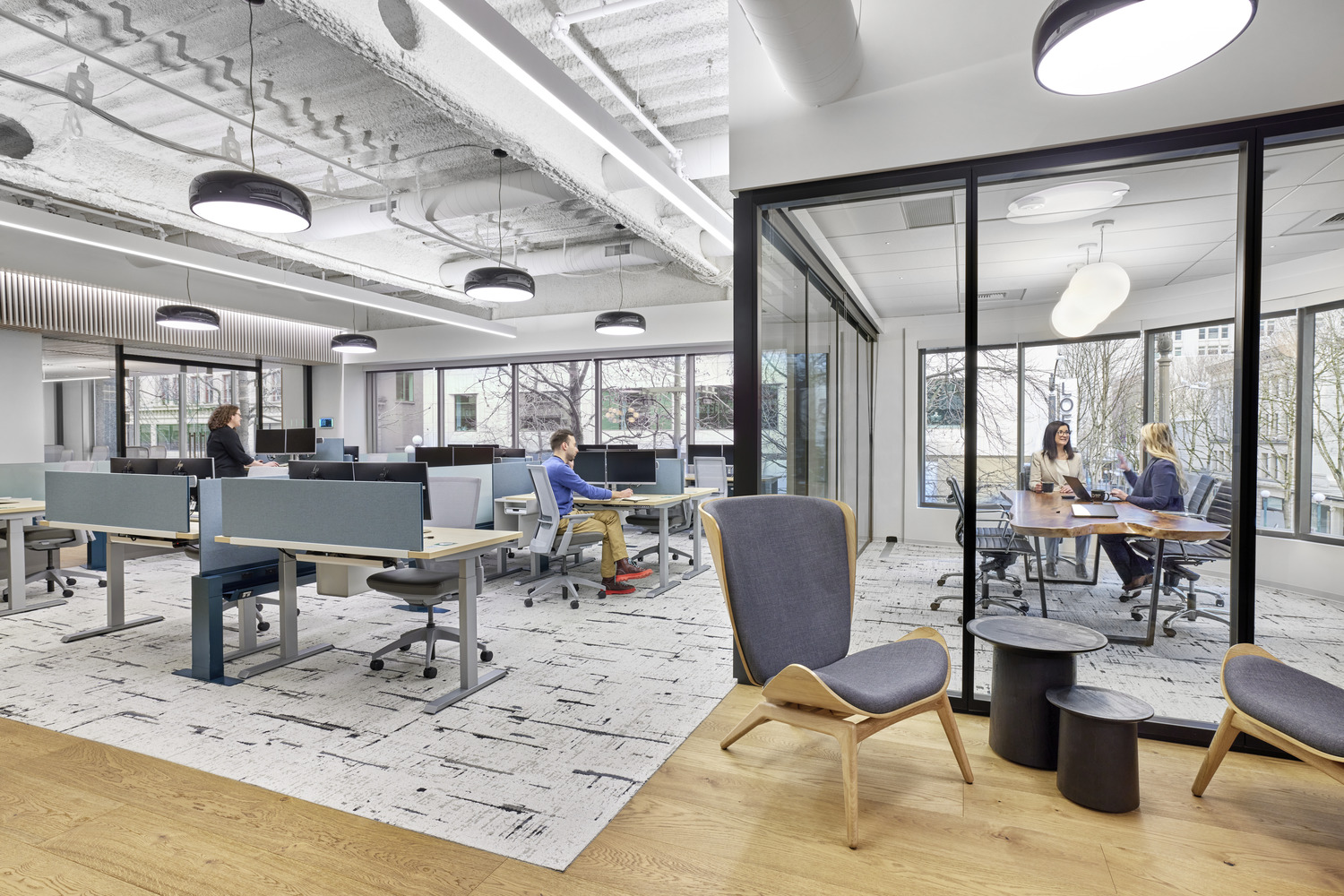 21WAFD_0004_001_Seattle_Headquarters_N30_medium