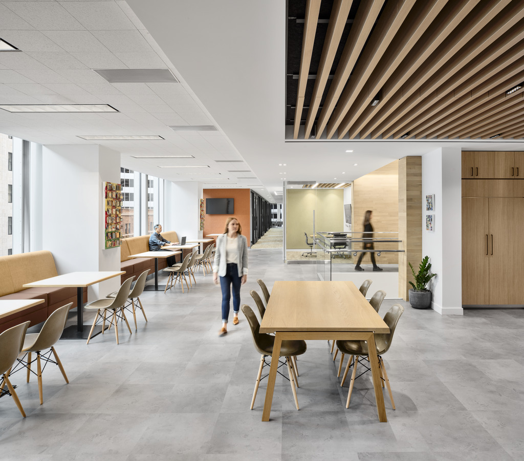 02FBML_0001_000_Farella_Braun_Martel_iawebsite