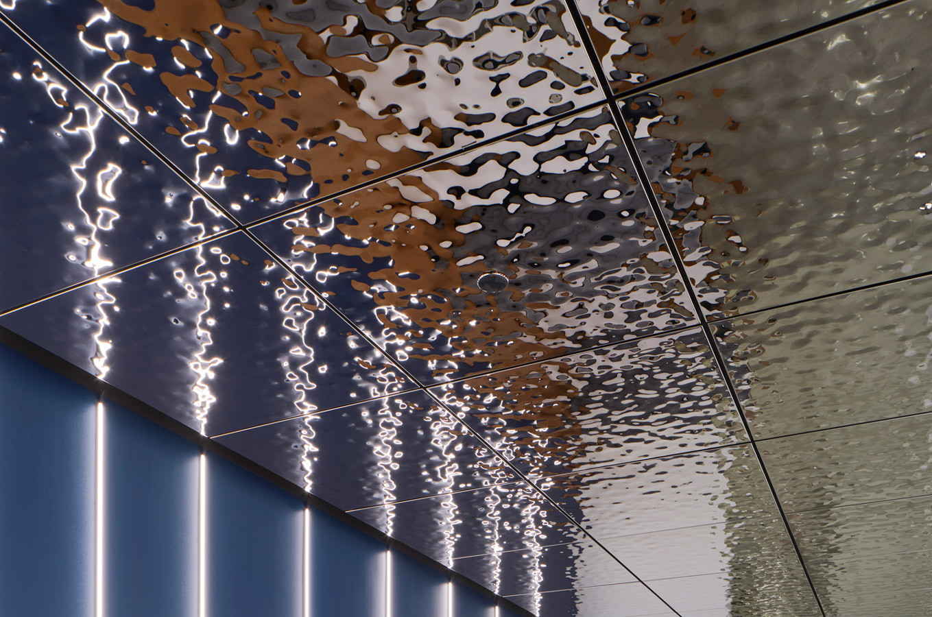 Tricentis-Ceiling-Close-up