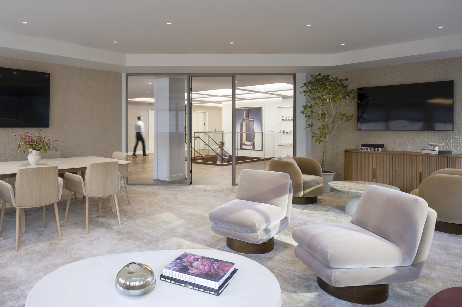 04SYMR_0001_000_N10_medium