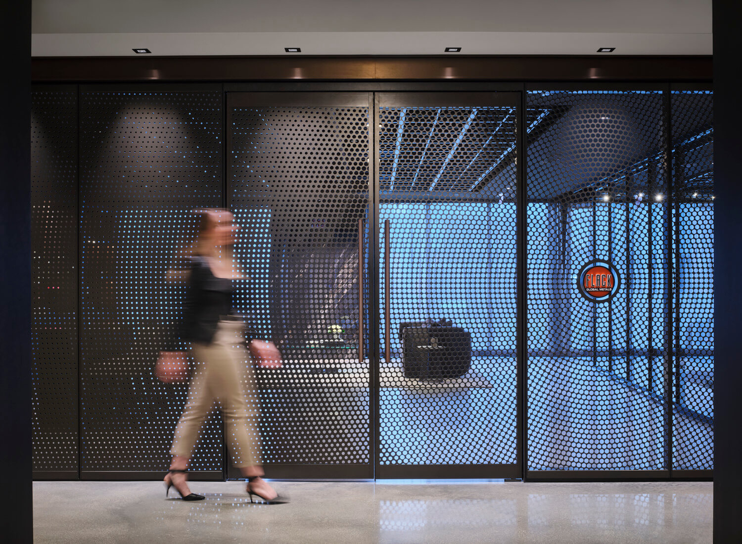 05FGMT_0001_000_Flack_Chicago_N2_medium (1)