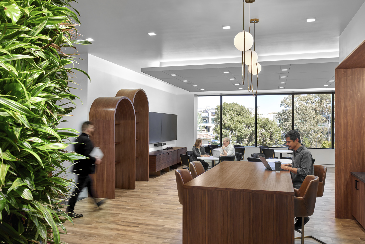 21JPMW_0115_000_San_Diego_CA_N22_medium