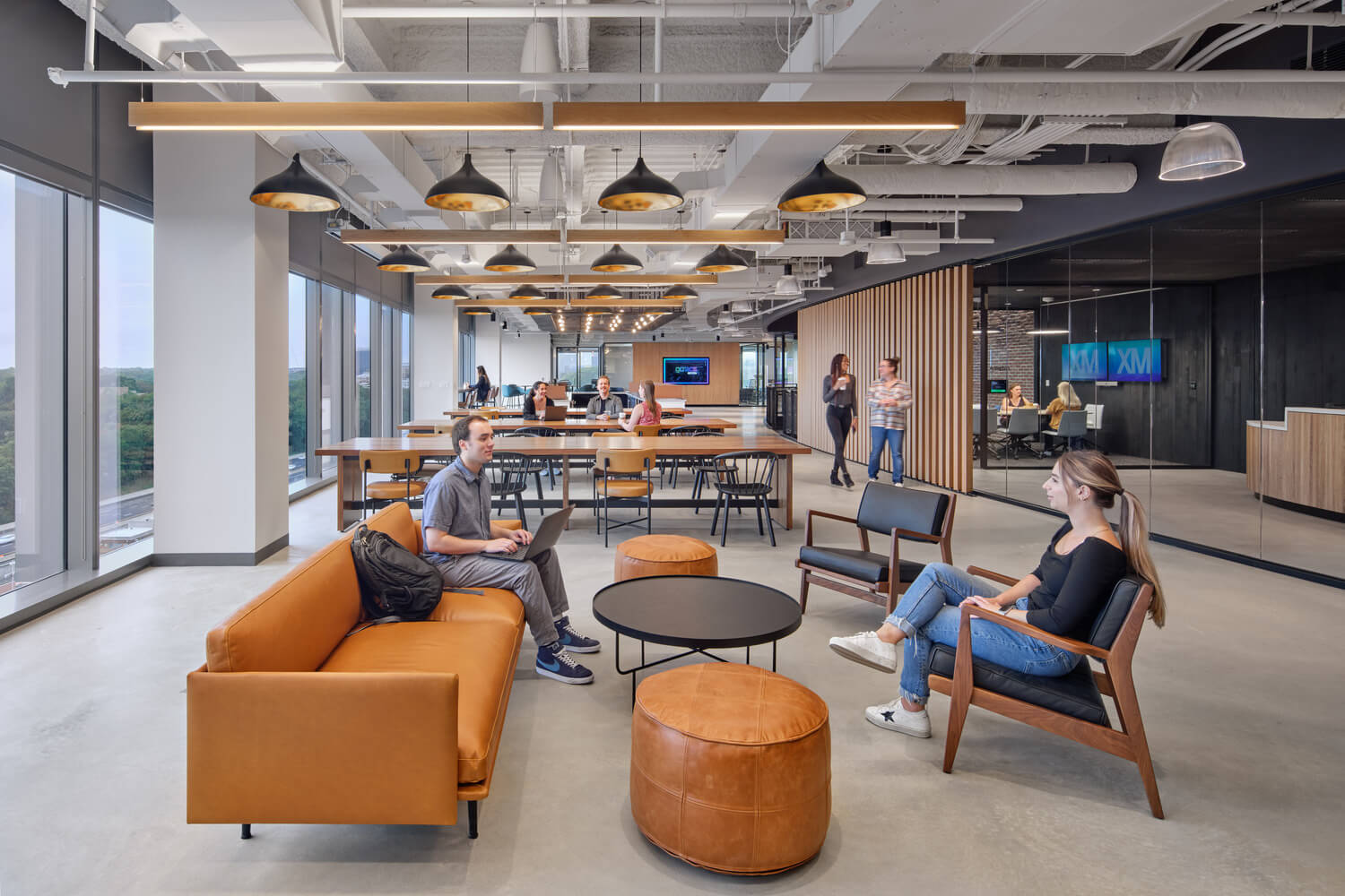 21XMXX_0001_000_Qualtrics_Reston_VA_N2_medium (1)