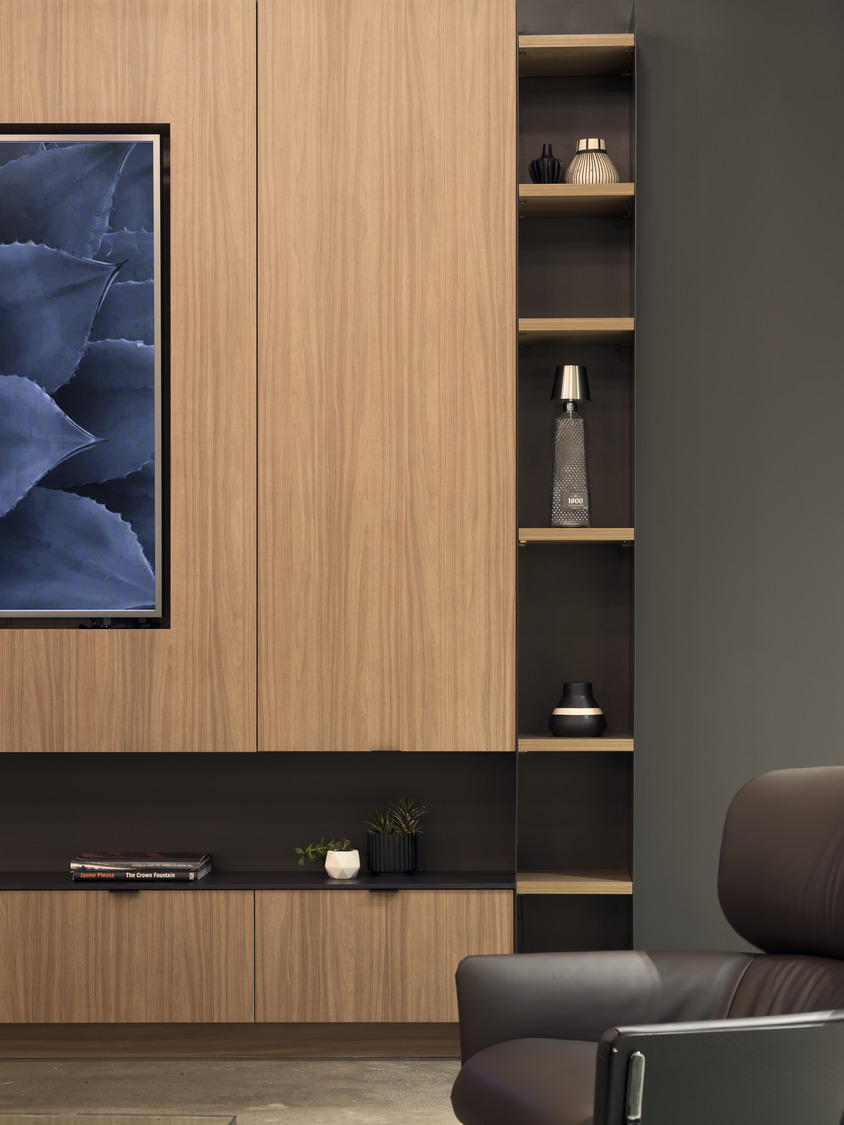 37AGVE_0039_000_N22_medium