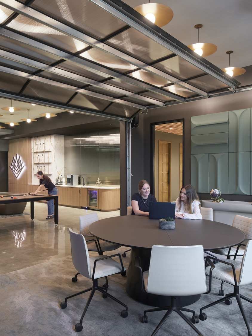 37AGVE_0039_000_N9_medium