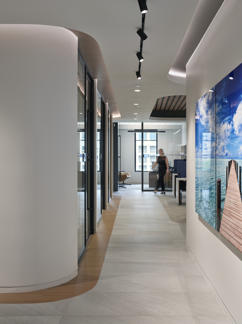 37TRVP_0001_000_N6_medium