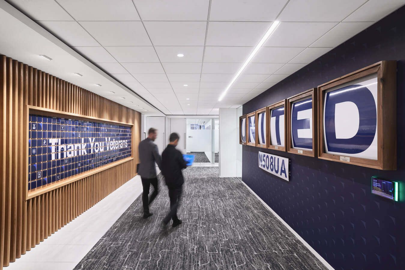United Tower Chicago_Plane Letters