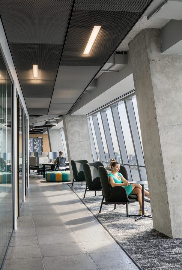 BCG NYC_Exterior Corridor